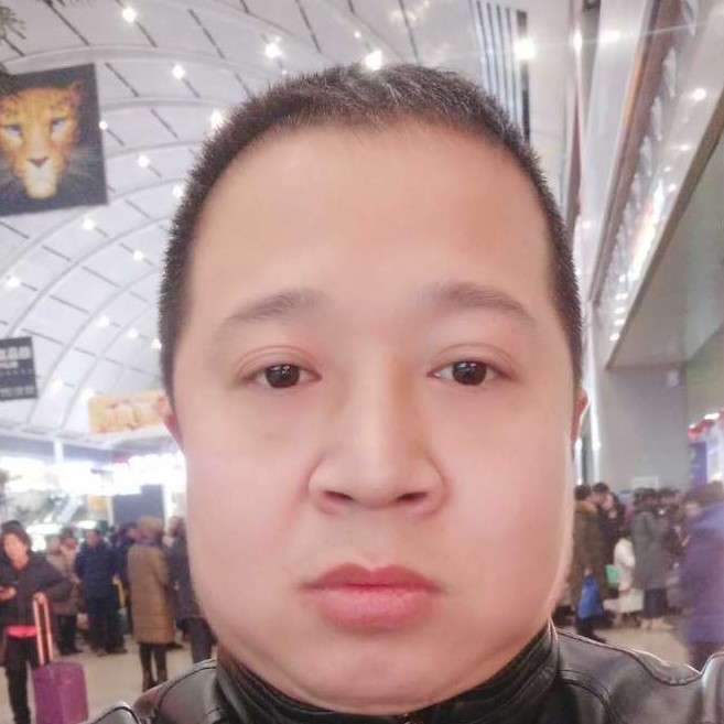 爱新觉罗虎的照片