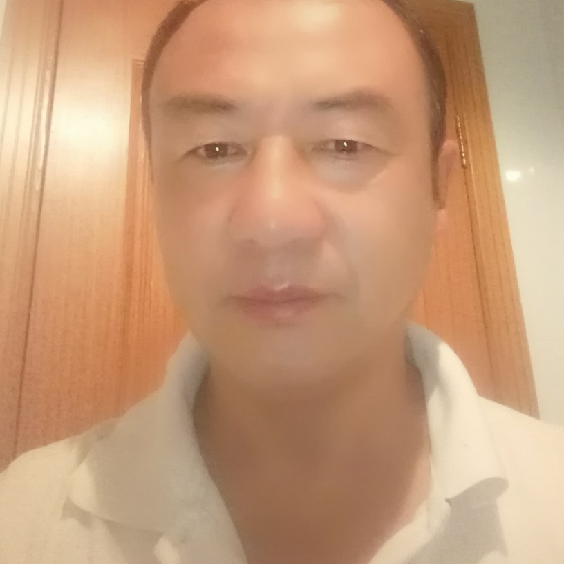 犀牛彩色的照片