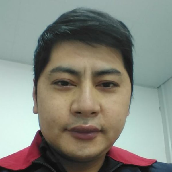 闪闪那平湖的照片