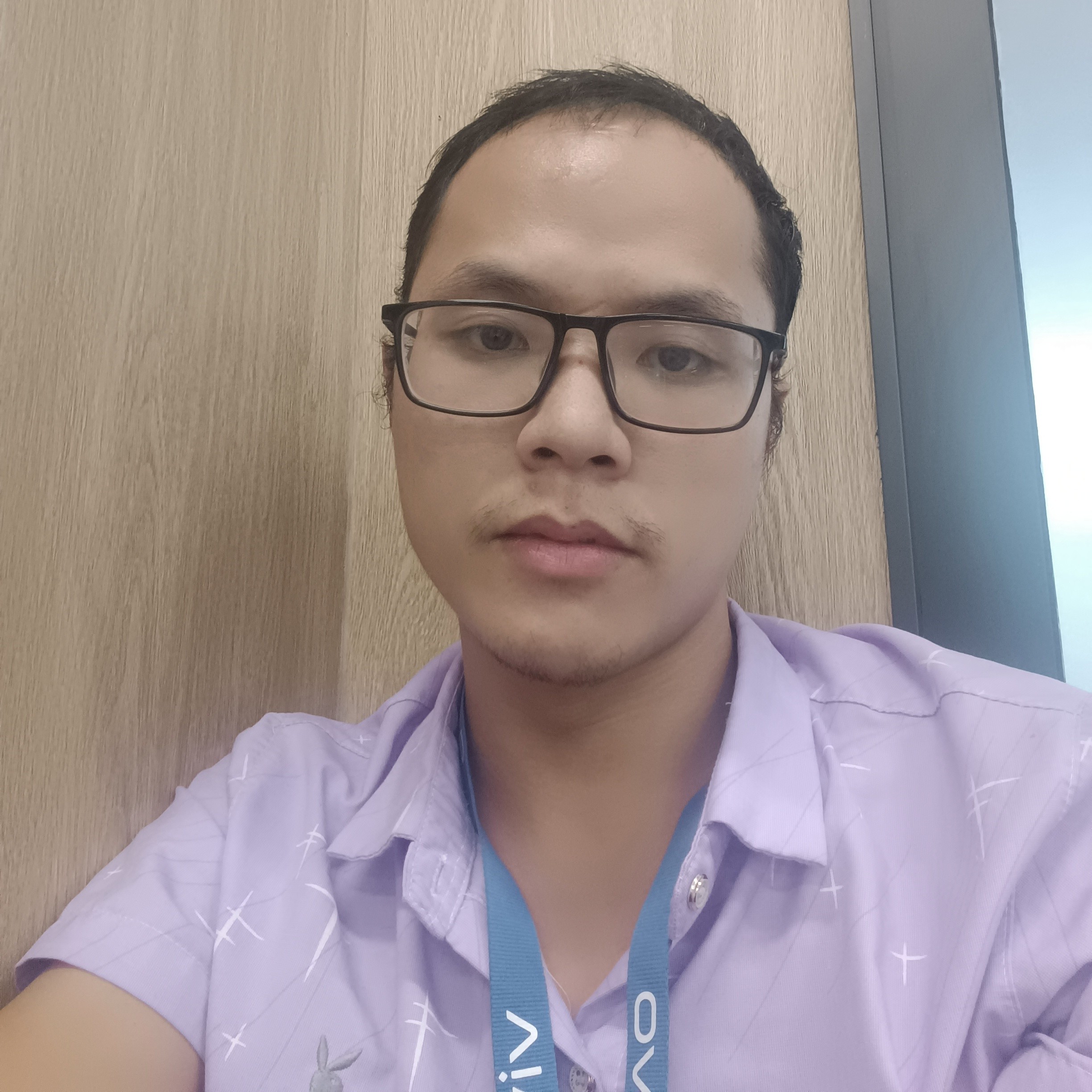 酷酷的小虾米的照片