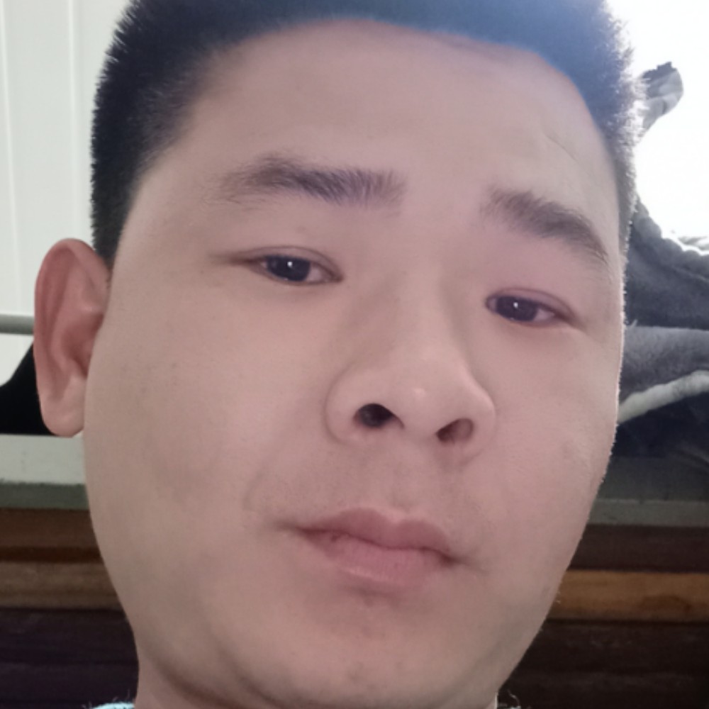 芹菜爱恋怕黑的照片