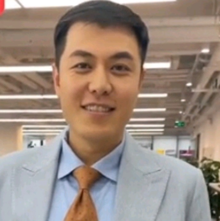 灯泡向老实的照片