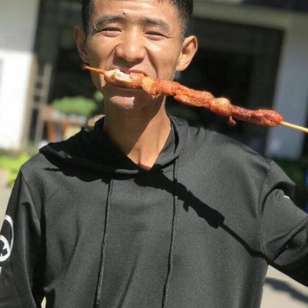 章建的照片