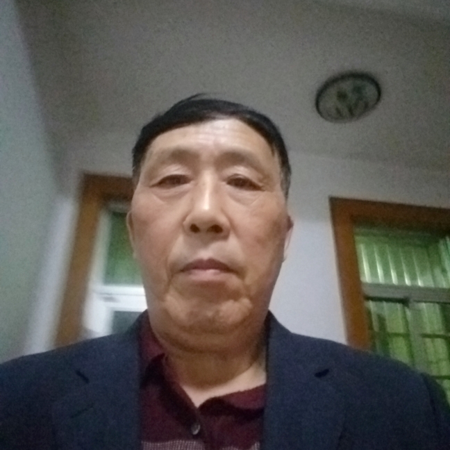手套用单薄的照片