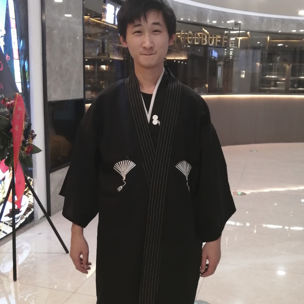 申恩忠的照片