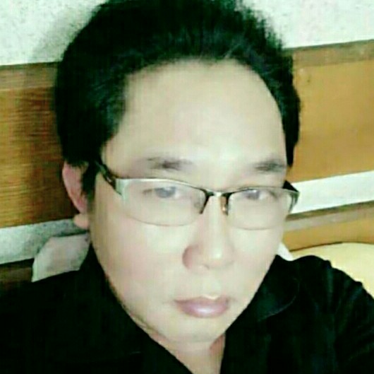 负责画板的照片