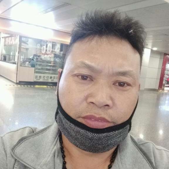 东傑先生的照片