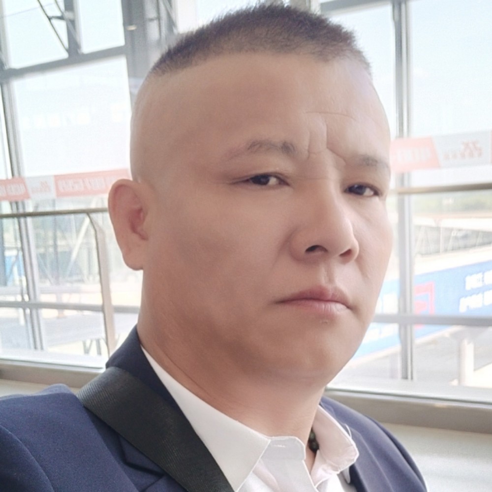 石头儒雅的照片