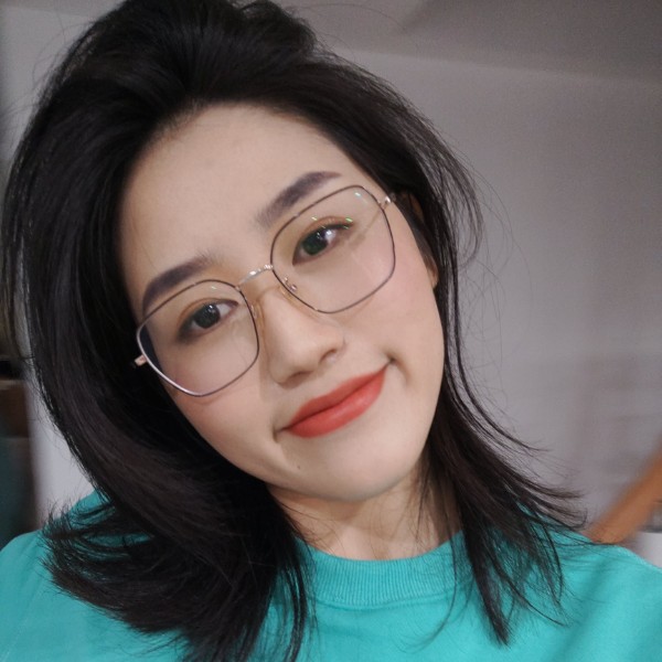头大的小老鼠的照片