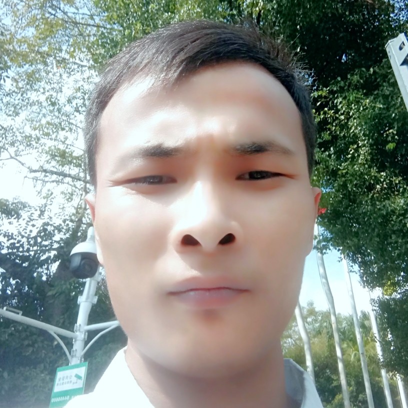 危机男子的照片