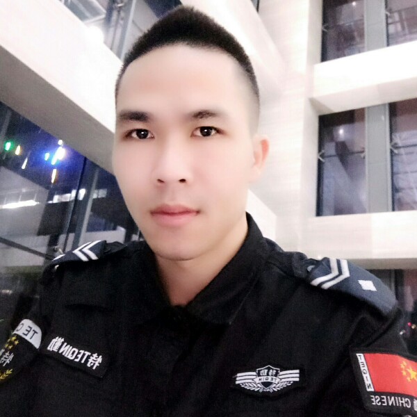 这些年伤了,累了的照片