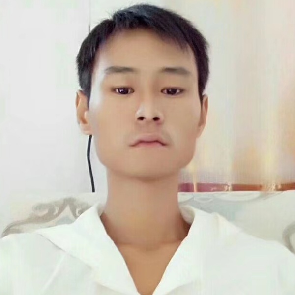 李许同的照片