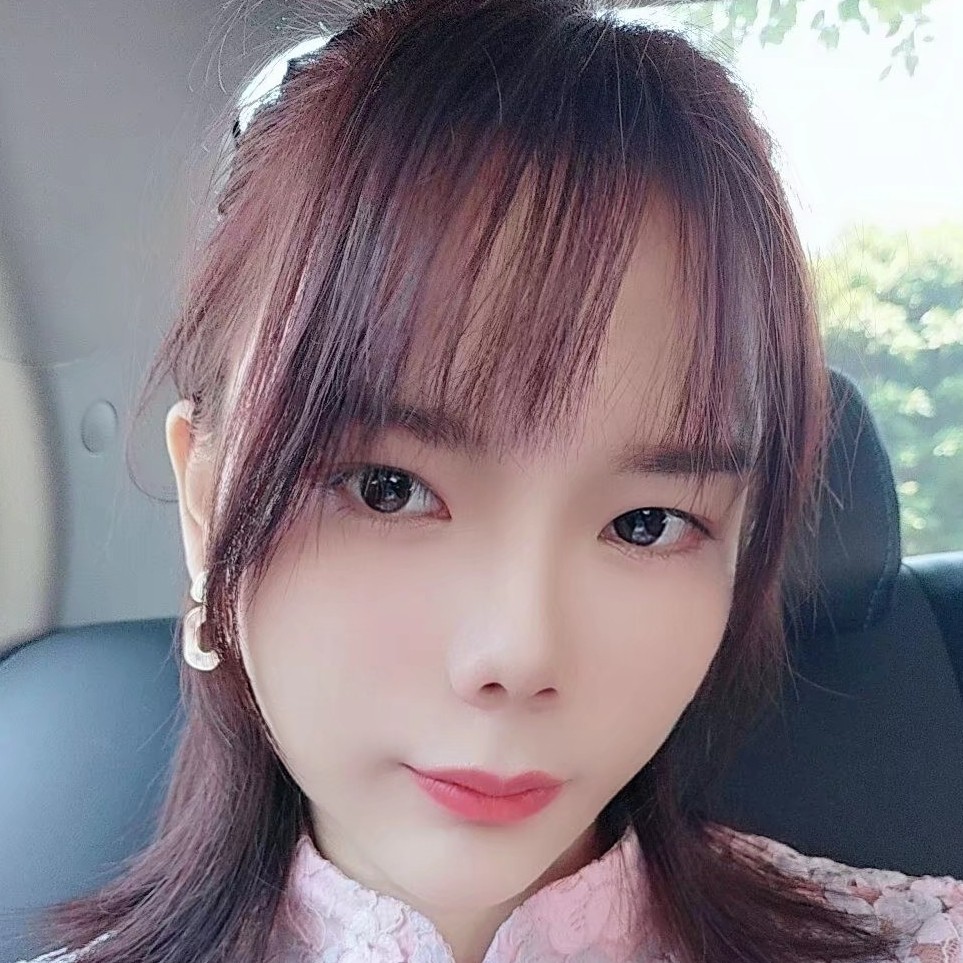 秘书萱萱的照片