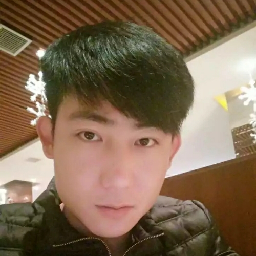幼稚大男孩的照片
