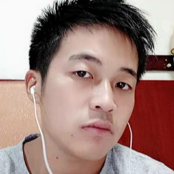 兴奋漫步浮光的照片