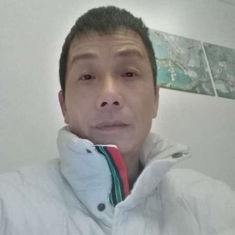 期待一个人出现的照片