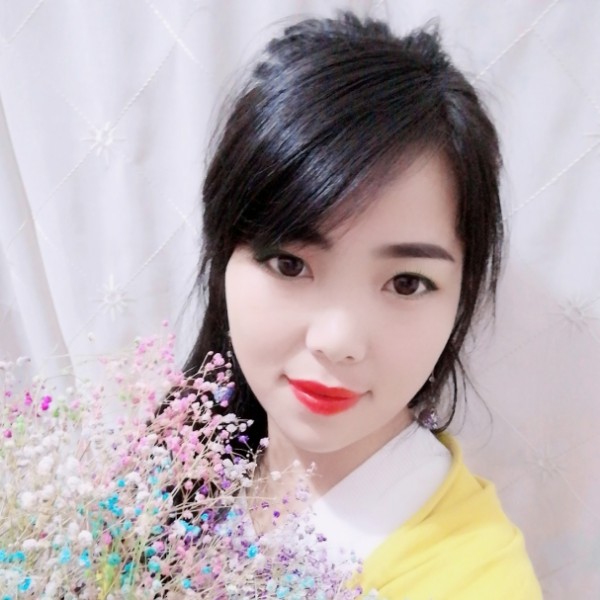 小鸭子唯一的的照片