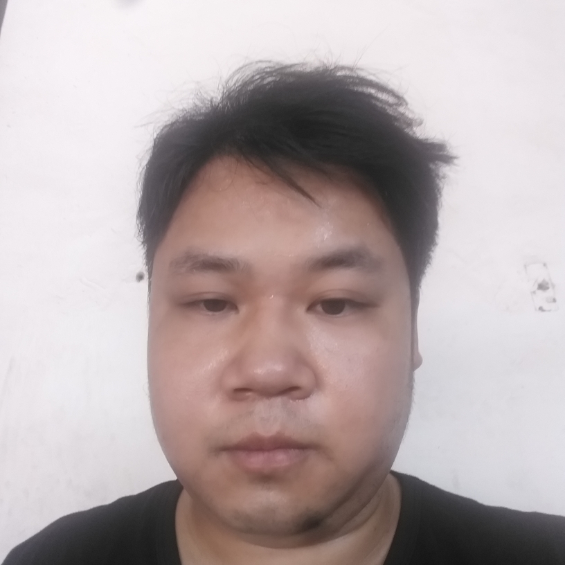 滑板笑点低的照片