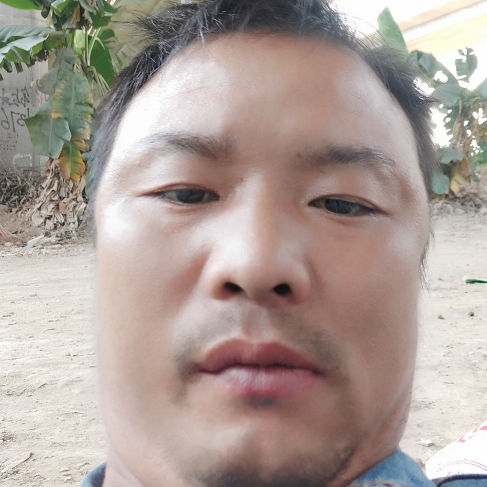 天生傲骨岂会输的照片