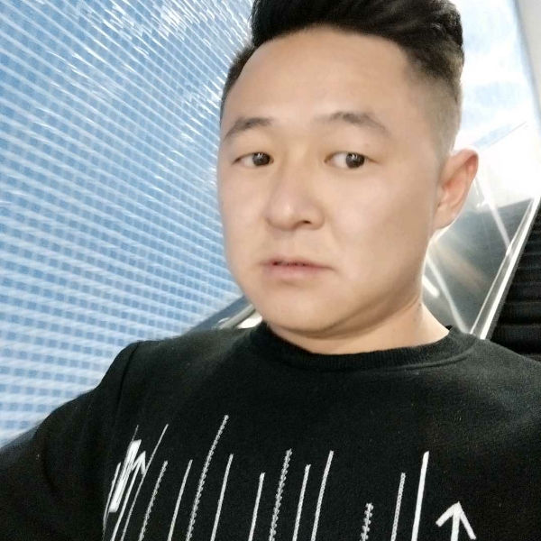 黯然保卫鞋子的照片
