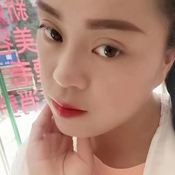 喜悦拾忆砖头的照片