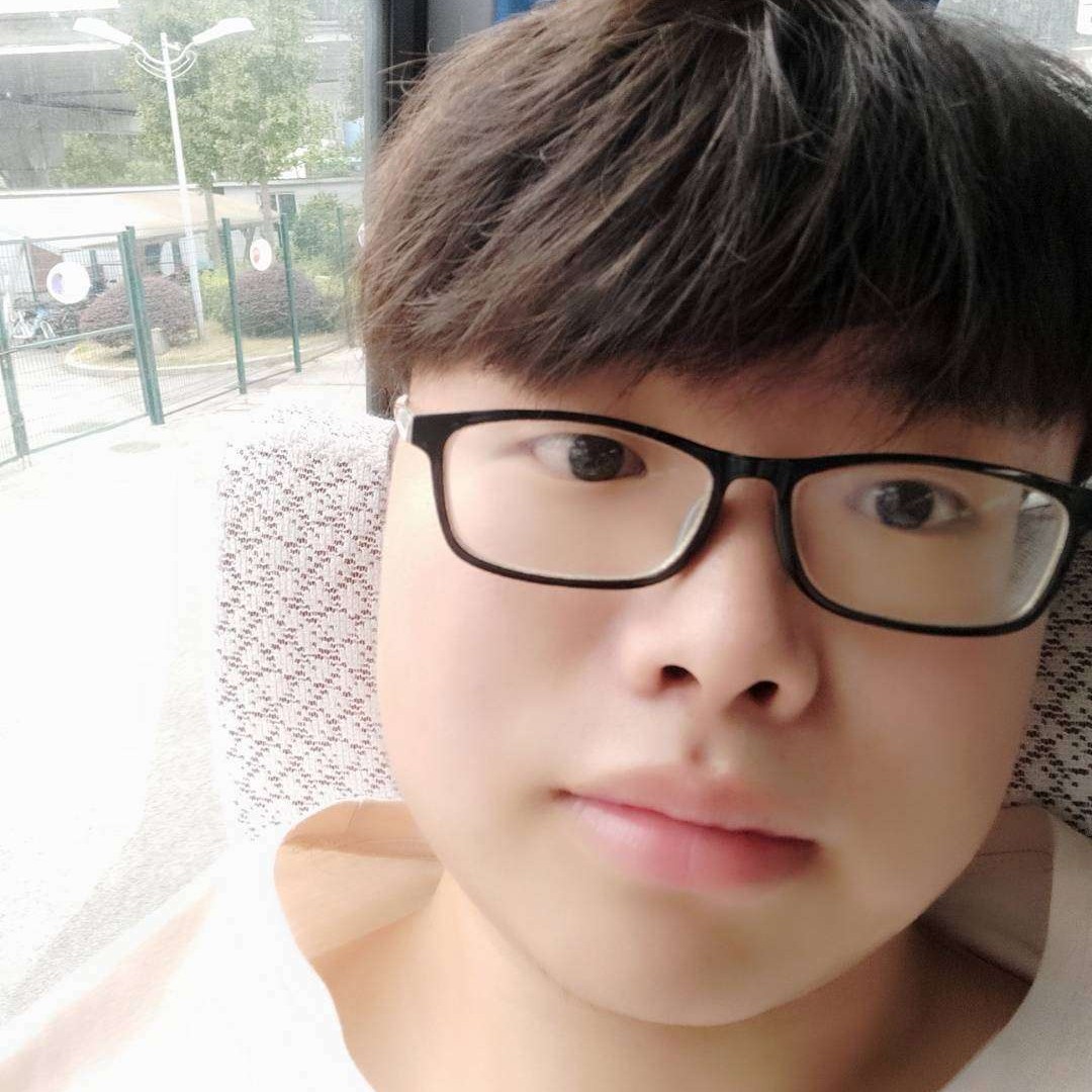 兜兜里有喵的照片