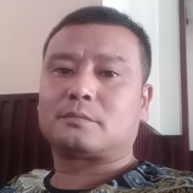岳宏辉的照片