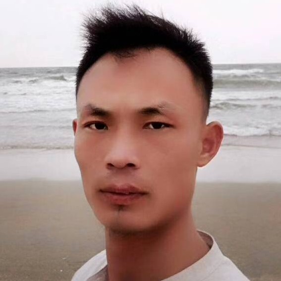 蜜粉回眸灵巧的照片