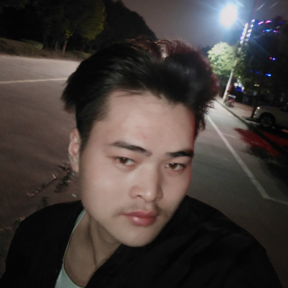 外向水池的照片