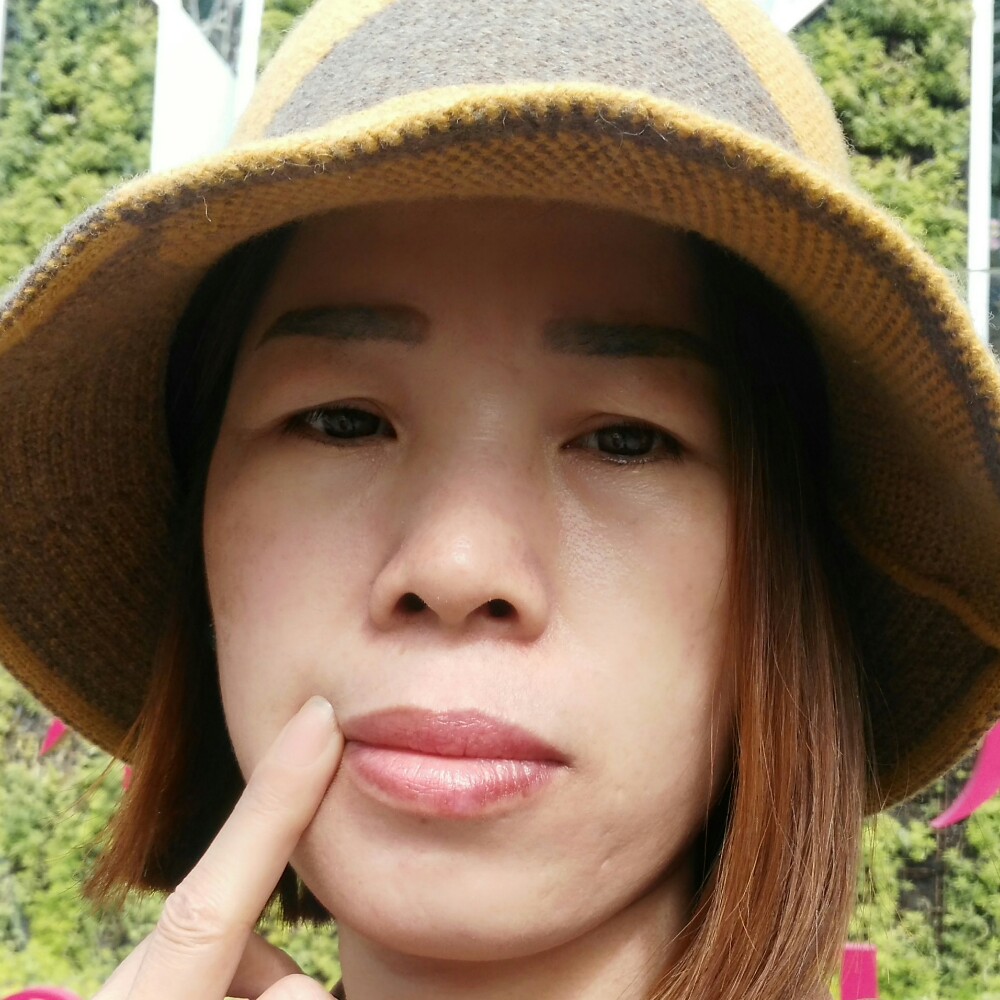 眼神苦恋拼搏的照片