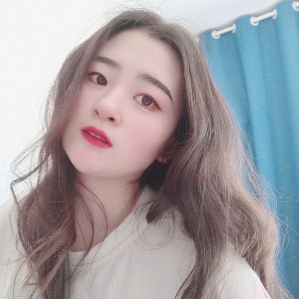 是朵朵吖的照片