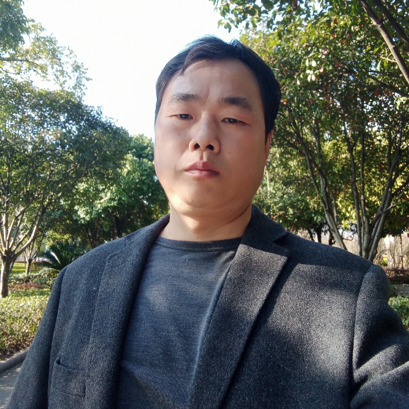 呓语相许风中的照片