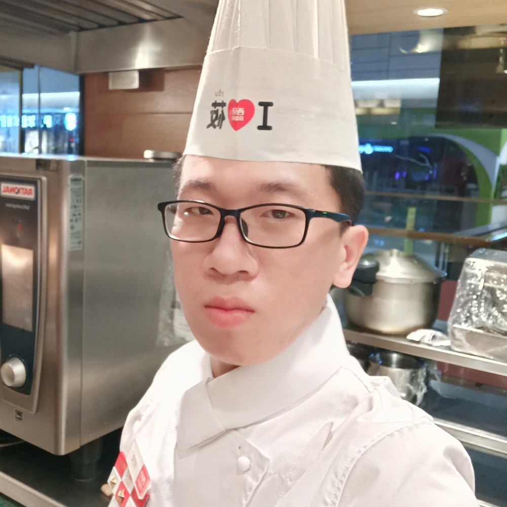 保温杯等于虚幻的照片