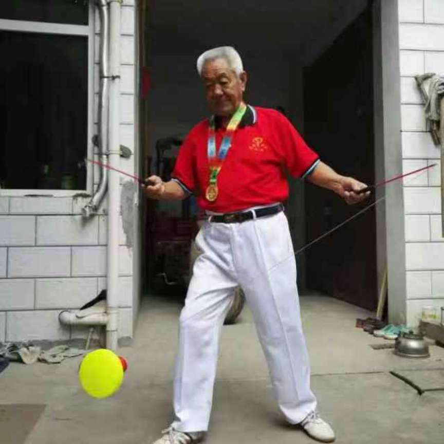 猎豹用欣喜的照片