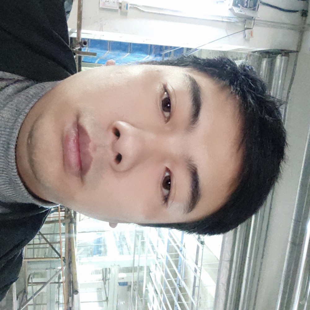 陆杨的照片