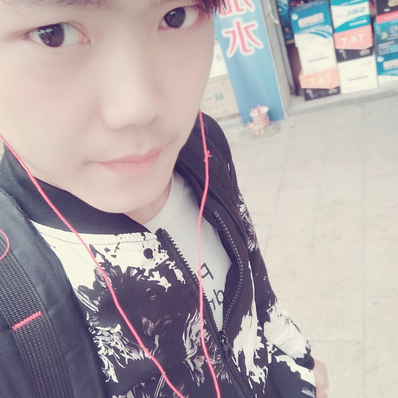 韦疯子的照片