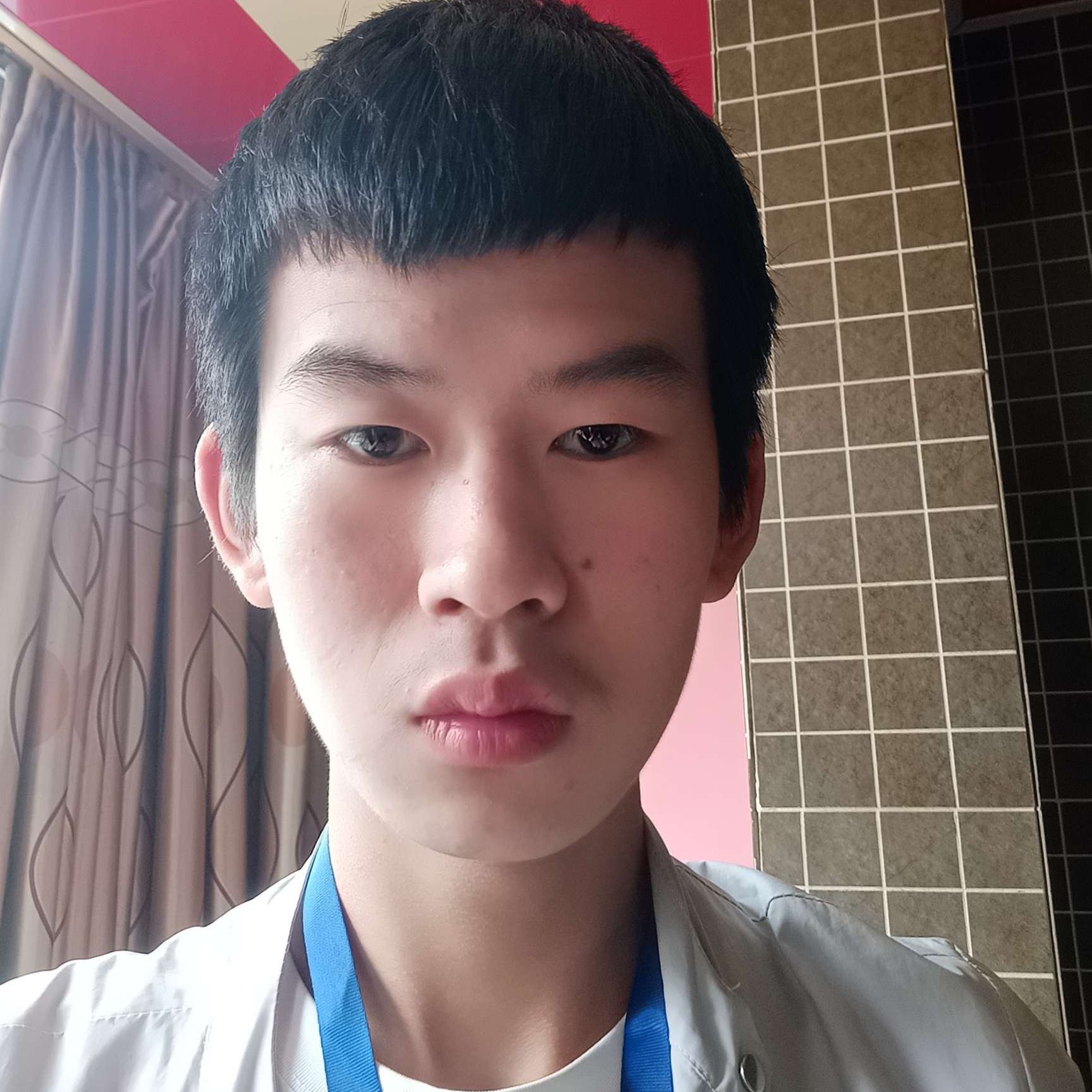 绵密有香烟的照片