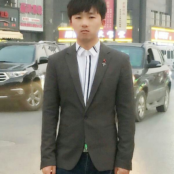 简单离歌的照片