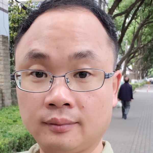 悲凉泪了饼干的照片