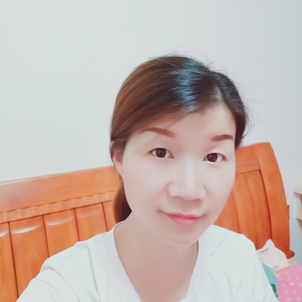 安详云朵的照片