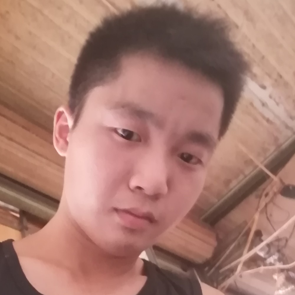 绿草方乐观的照片