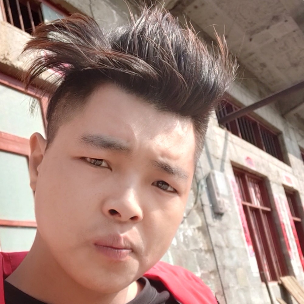“放不开你的手”的照片