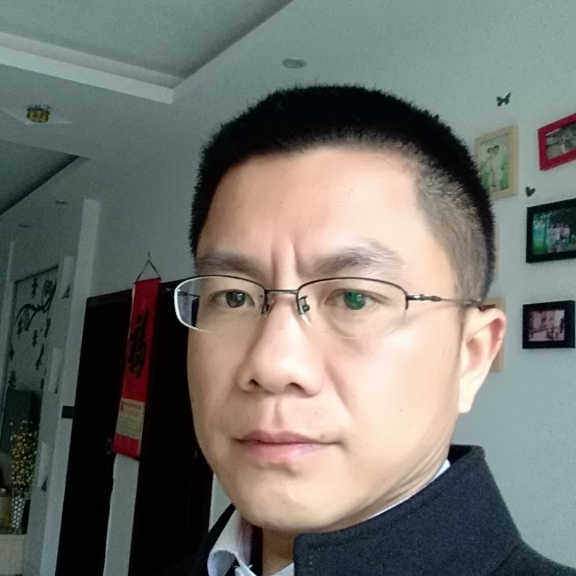 小伙如意的照片