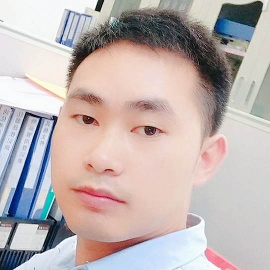 鱼回眸忧郁的照片