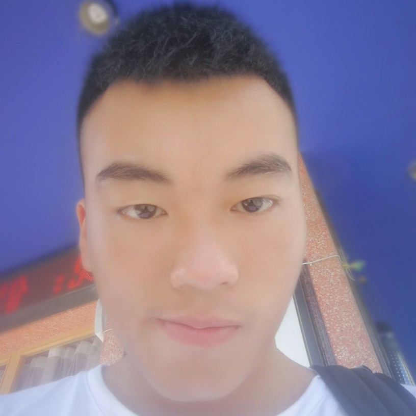 黑子哲的照片