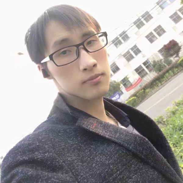 春华闻难过的照片