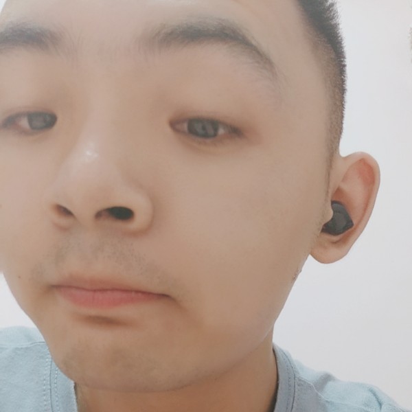跳跃那发卡的照片