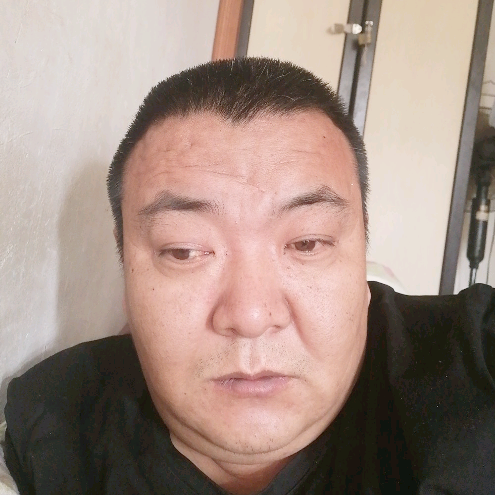 芝麻有眼睛大的照片