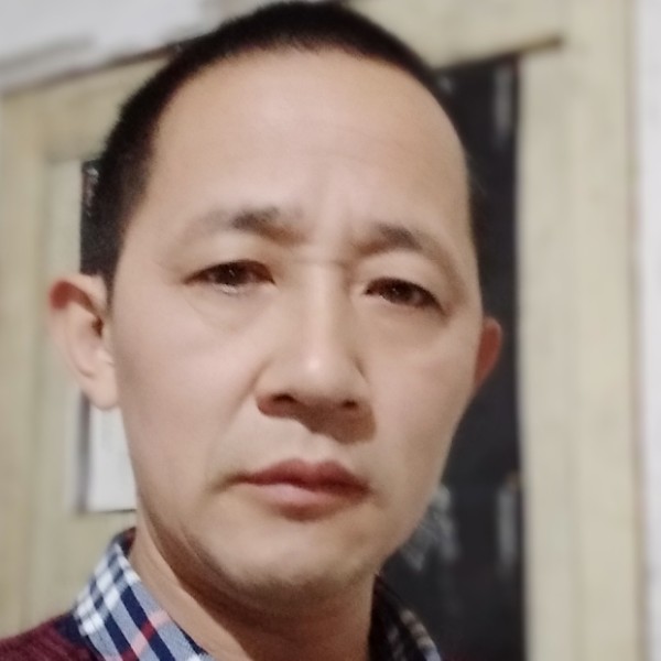 魁梧凝眸时空的照片