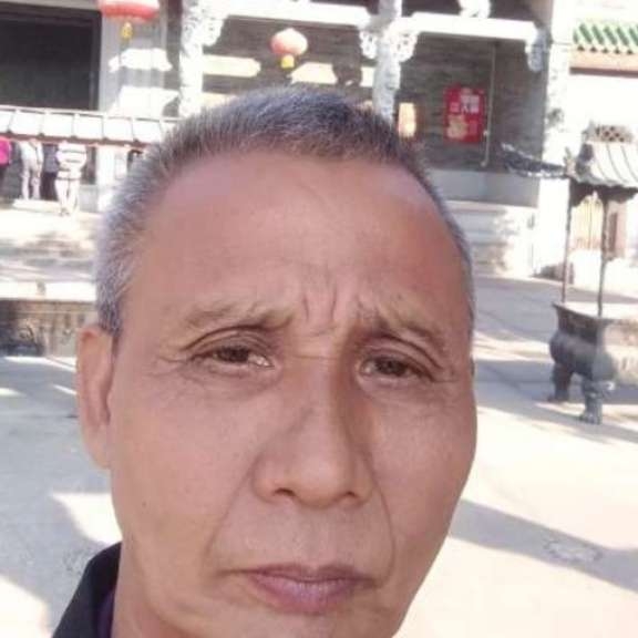 优步车主的照片